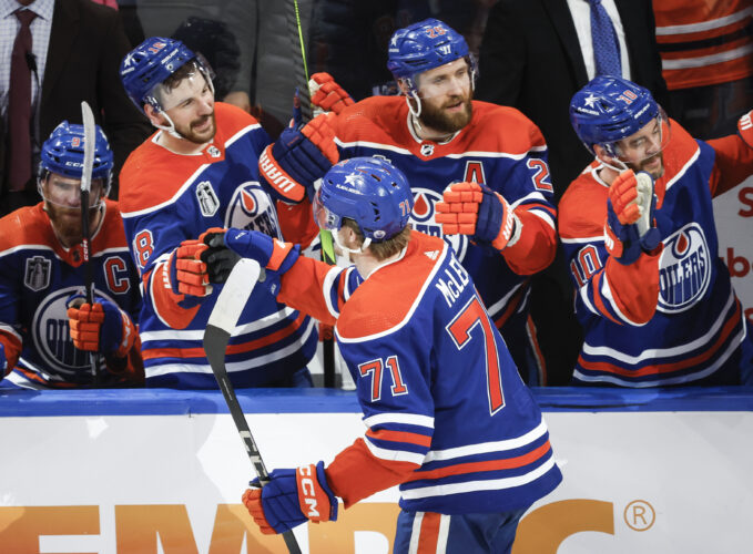 Comeback Bids for Mavericks, Oilers Have a Long Way To Go, But They're Off to Historic Starts